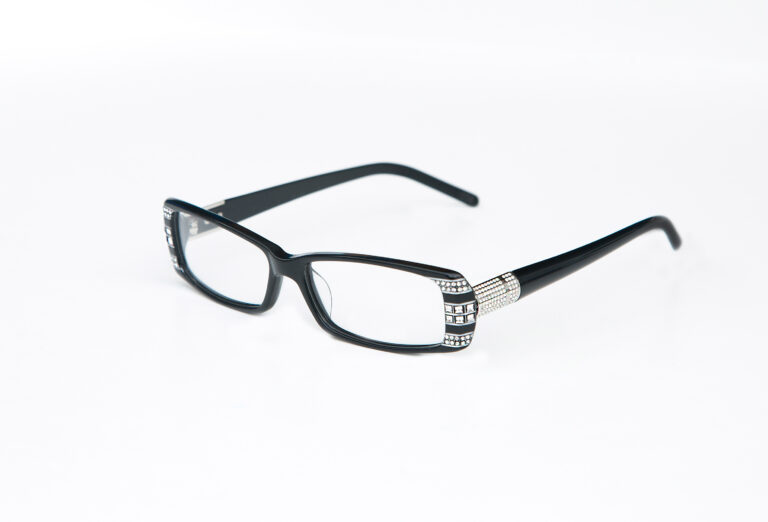 CARLOTTA c.NR â€“ Black with silver jewel component and clear square crystals on front