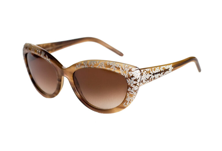 PERLA c.001 â€“ Smoky brown with light topaz crystals and silver laserwork