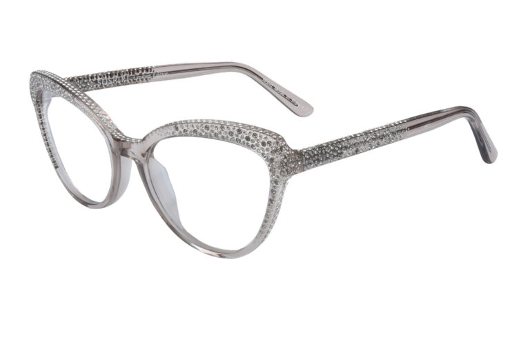 ROSVITA c.105 â€“ Translucent fawn with light grey crystals and silver laserwork