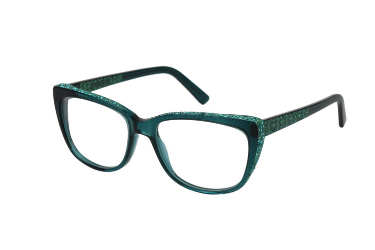 Silvia c.843 â€“ Emerald green with emerald and blue-green crystals