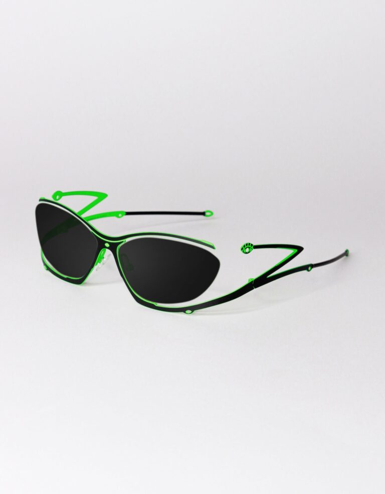 C52 - BLACK / FLUO GREEN