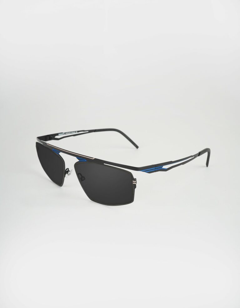 C72 - BLACK / BLUE BEIGE