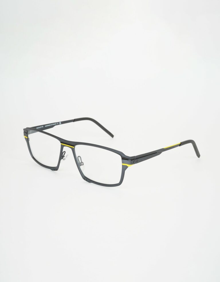 C56 - GREY / YELLOW BLACK