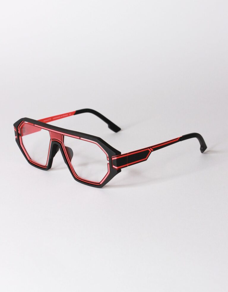 C62 - BLACK / FLUO RED